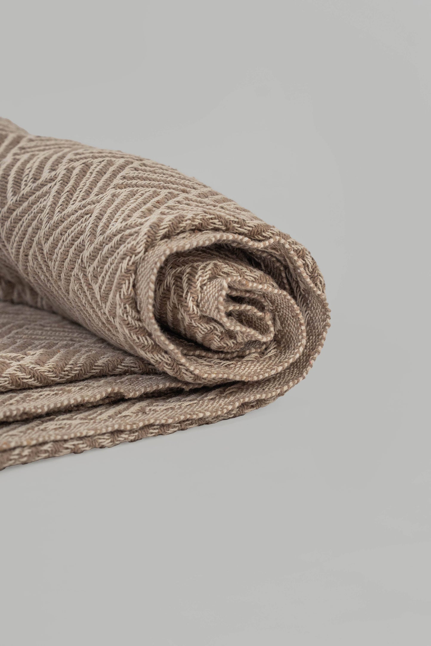 Soft-recycled Handwoven Throw - Taupe
