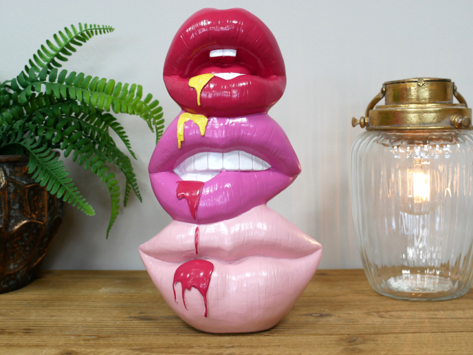 Three Mouth Totem