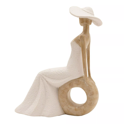 Juliana Lady Figurine - Seated